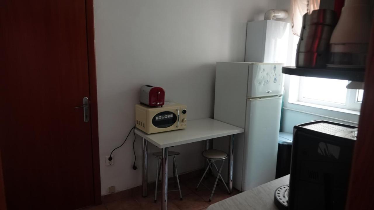 Andreea'S Apartments-Old Town Bukares Bagian luar foto