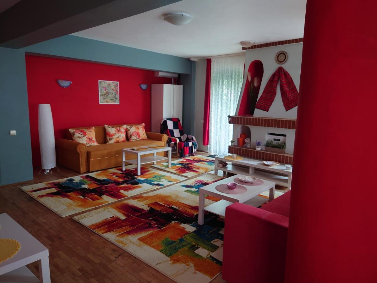 Andreea'S Apartments-Old Town Bukares Bagian luar foto