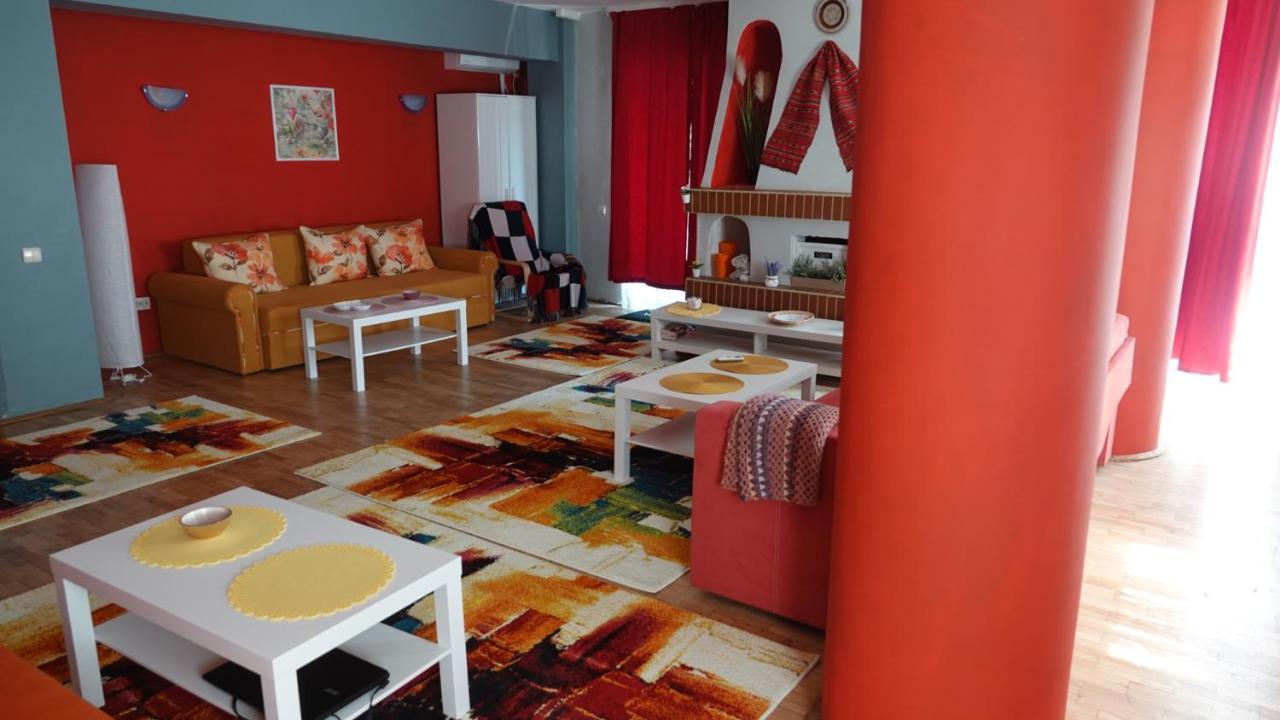 Andreea'S Apartments-Old Town Bukares Bagian luar foto